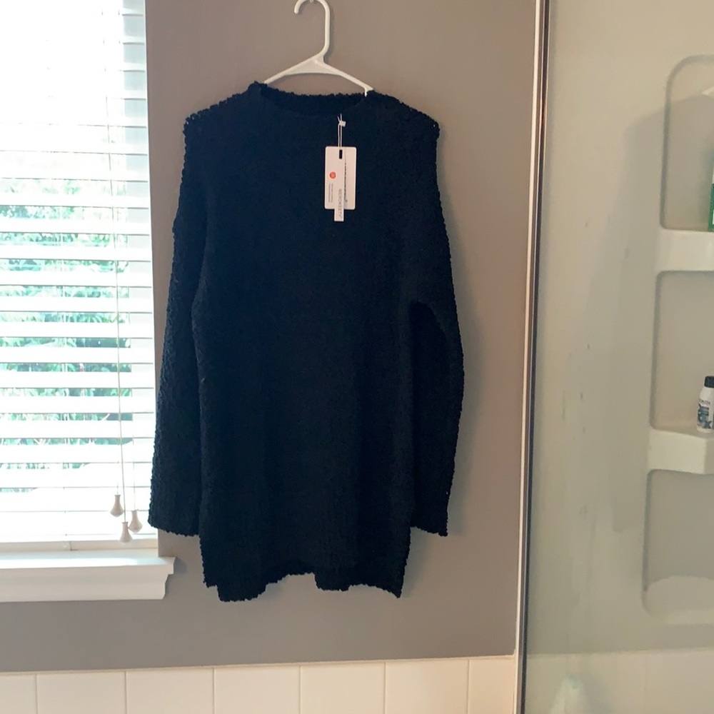Brand new with tag Black cozy sweater. Size M